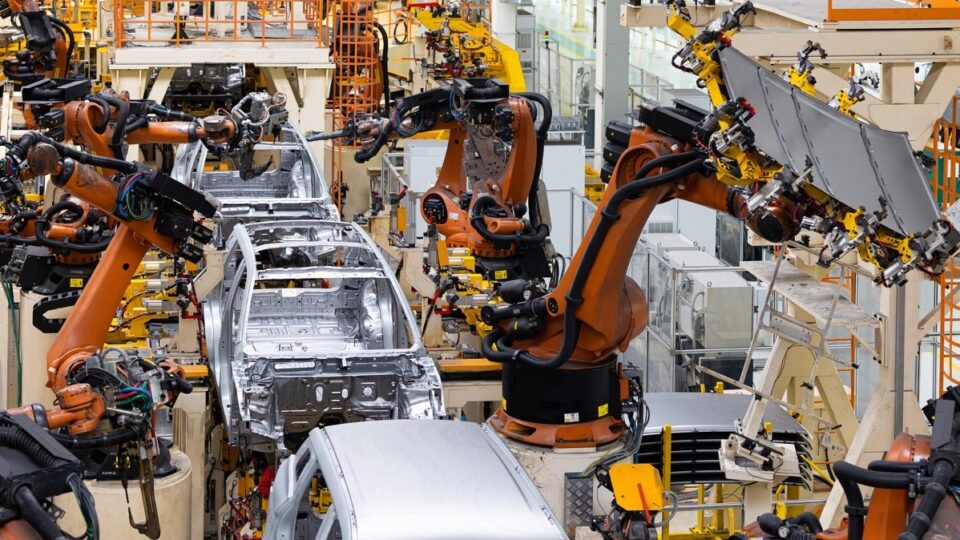 Fabricantes de carros dizem que China “desova” elétricos no Brasil