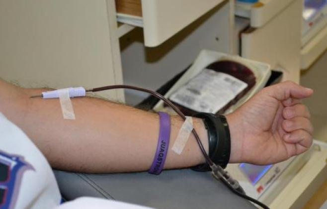 Novas leis criam programa de coleta itinerante de sangue e campanha sobre Herpes-Zóster