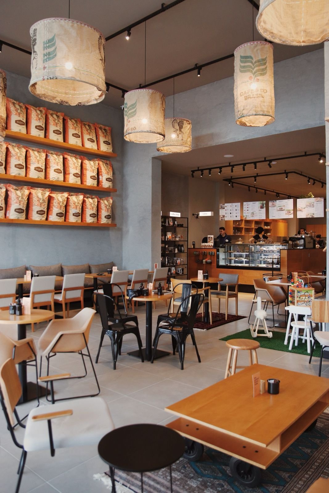 Café Cultura Pedra Branca comemora 3 anos com brunch musical e balada diurna