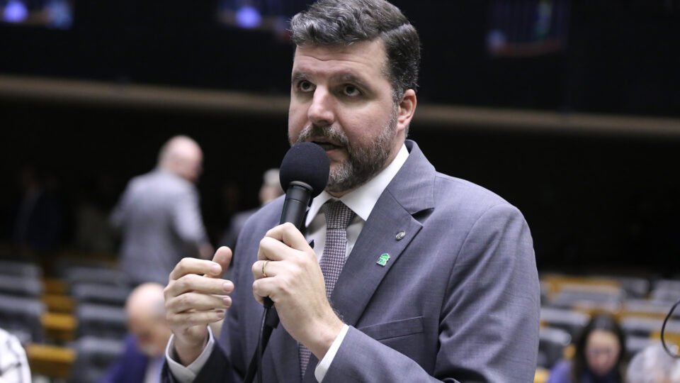 Para FPA, Plano Safra é "propaganda" e produtor paga conta
