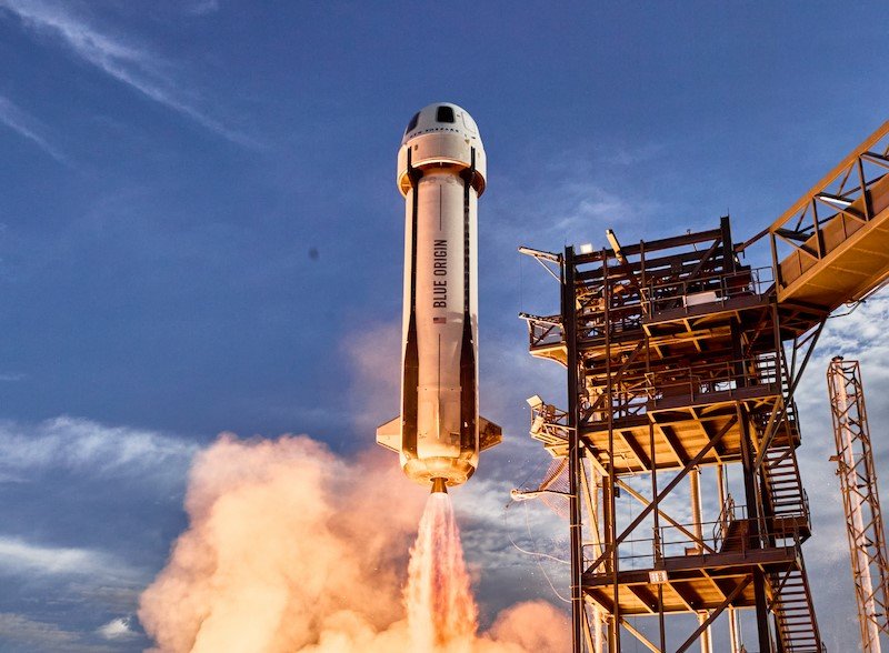 A Blue Origin supostamente planeja expandir a nova frota de espaço suborbital Shepard e as instalações de lançamento