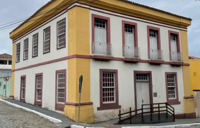 Prefeitura de São José regulamenta uso da Casa de Cultura e do Museu Gilberto Gerlach