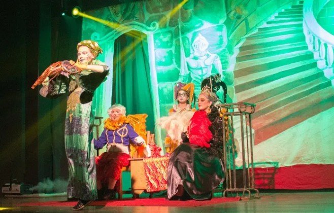 Teatro centenário de São José se consolida como referência cultural da Grande Florianópolis