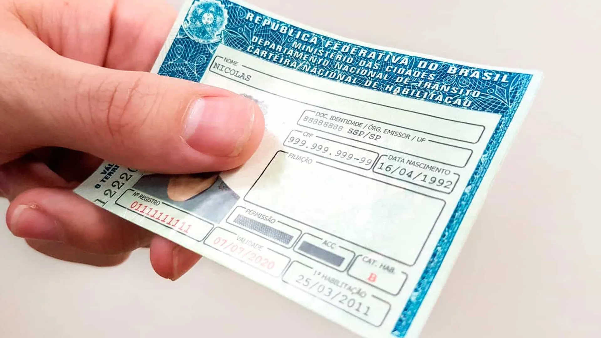 Entenda a proposta que retira exigência de autoescola para tirar CNH