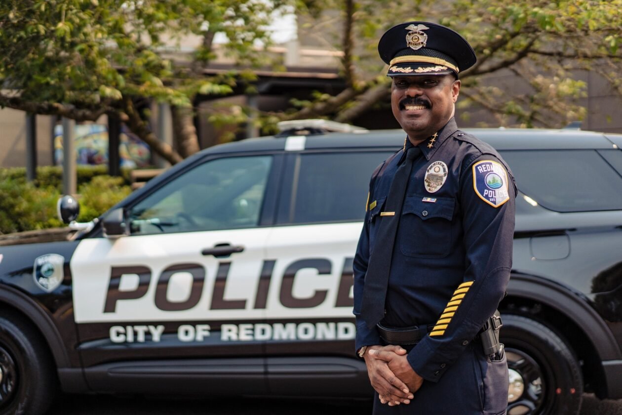 Da IA aos drones, o chefe da polícia de Redmond constrói um departamento de alta tecnologia no quintal da Microsoft