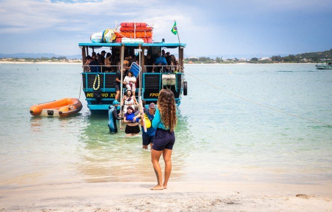 Florianópolis abre credenciamento para transporte à Ilha do Campeche para a temporada 2025/2026