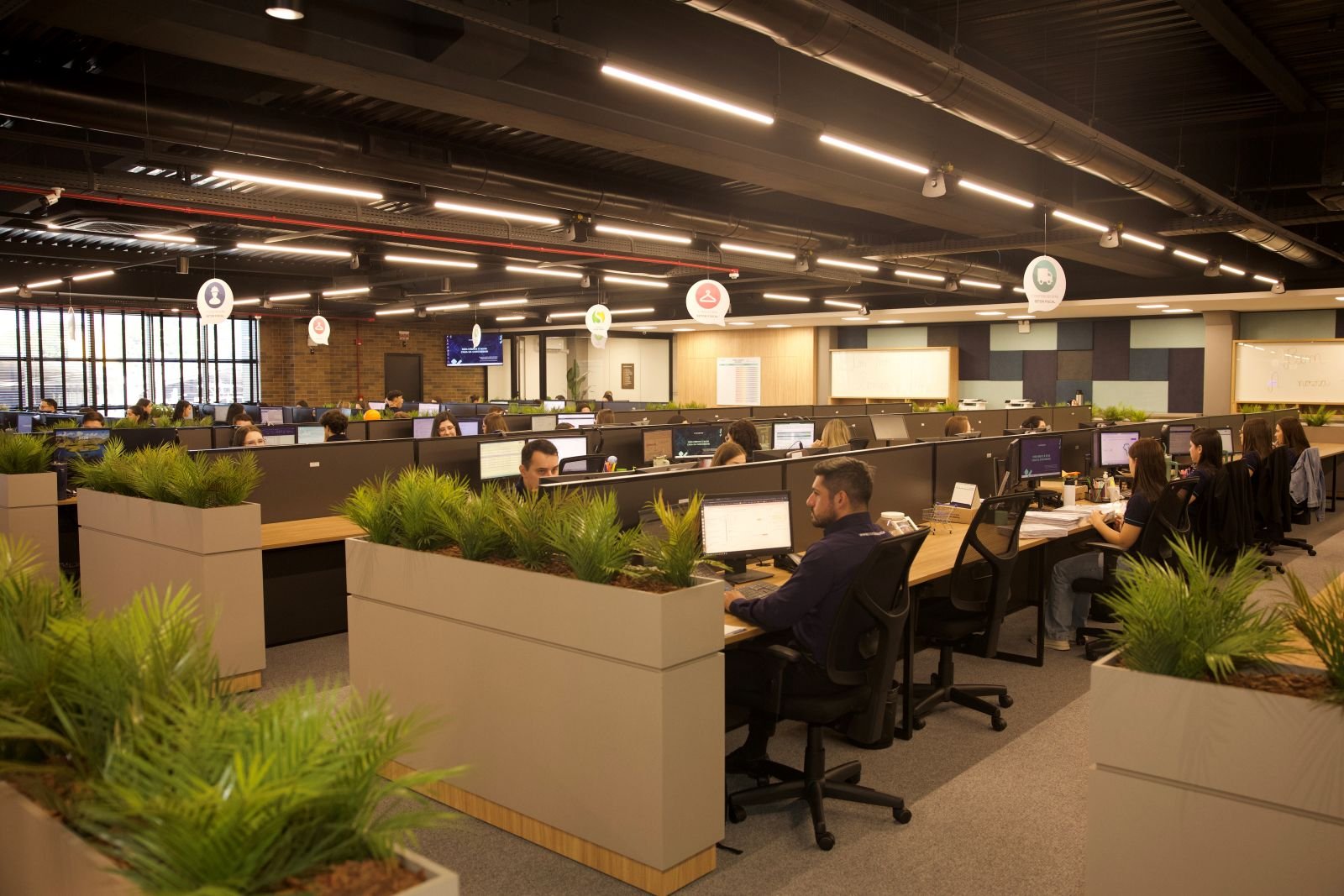 Contabens inaugura nova sede em Blumenau