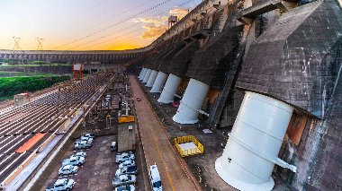 Conta de Itaipu pode ter impacto na energia do brasileiro