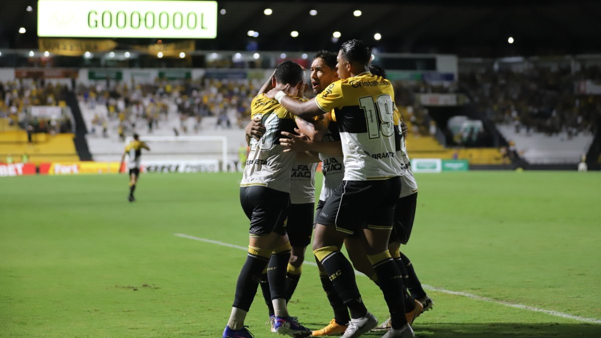 É campeão! Com emoção, Criciúma bate o Camboriú nos pênaltis e conquista a Taça Acesc