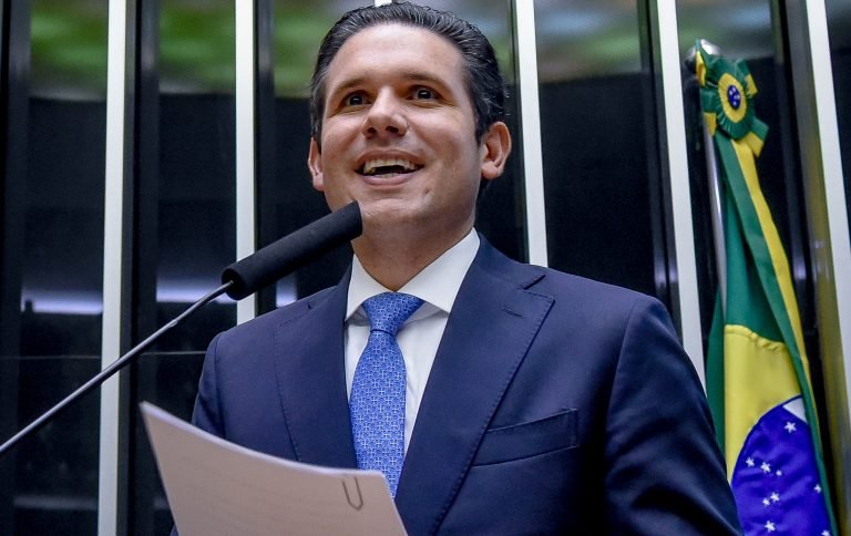 Aprovação de projetos para prevenir casos de violência contra a mulher é destaque na semana – Notícias