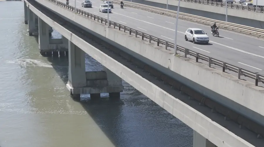 CASAN inicia trabalhos para interligação da nova adutora da Ponte Pedro Ivo neste sábado • Sul de Floripa