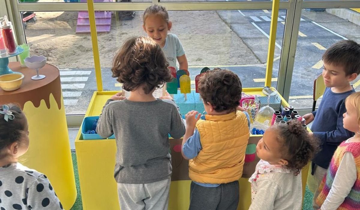 Pequenos puderam experimentar a venda e compra de produtosFoto: CriaFin/Divulgação/ND Mais