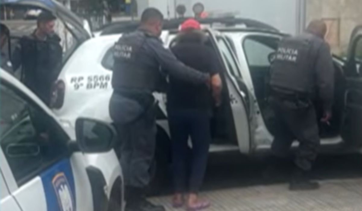 Idoso aproveita ida ao cartório para denunciar que era forçado a passar bens para cuidadora