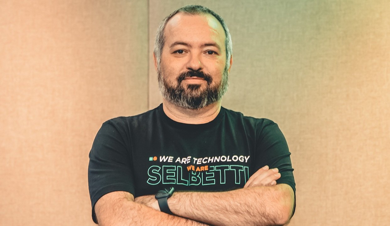 Sistemas multiagentes de IA vão redefinir o fluxo do trabalho corporativo