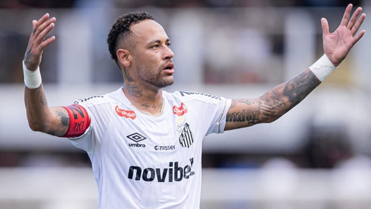 Neymar se manifesta sobre polêmica após desfalcar o Santos