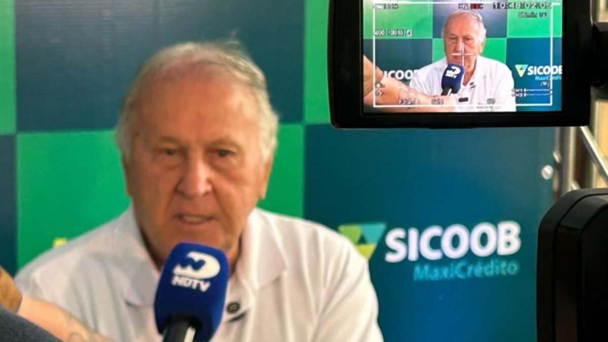 Zico aborda liderança e avalia Neymar fora da seleção