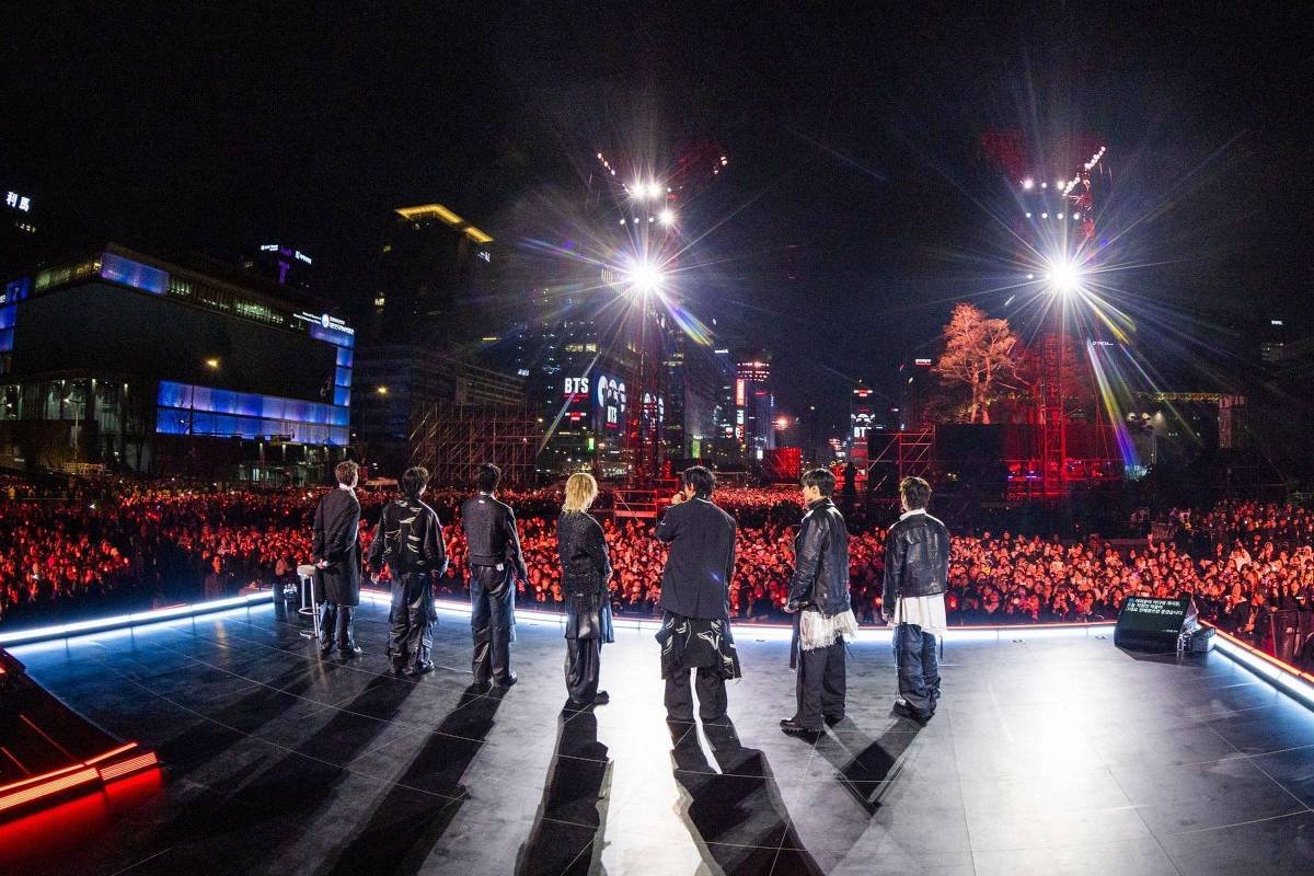 BTS: Fãs fazem reproduções em massa para bater recordes – 15/04/2026 – K-cultura