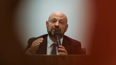 Governo Lula suspendeu BPC por quase 6 meses e represou 740 mil pedidos