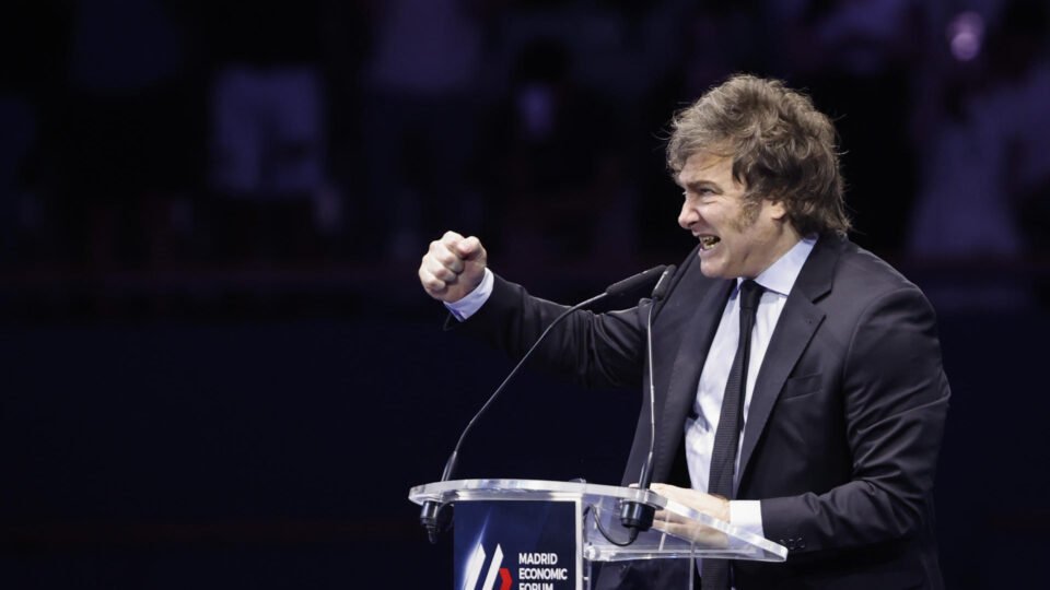 Milei avança com Ficha Limpa e mira jogo político