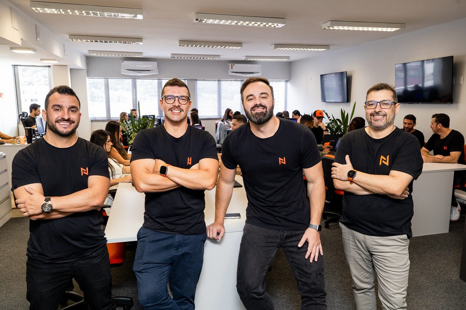 Novo Saque projeta R$ 2 bilhões em crédito e adquire startup para acelerar expansão