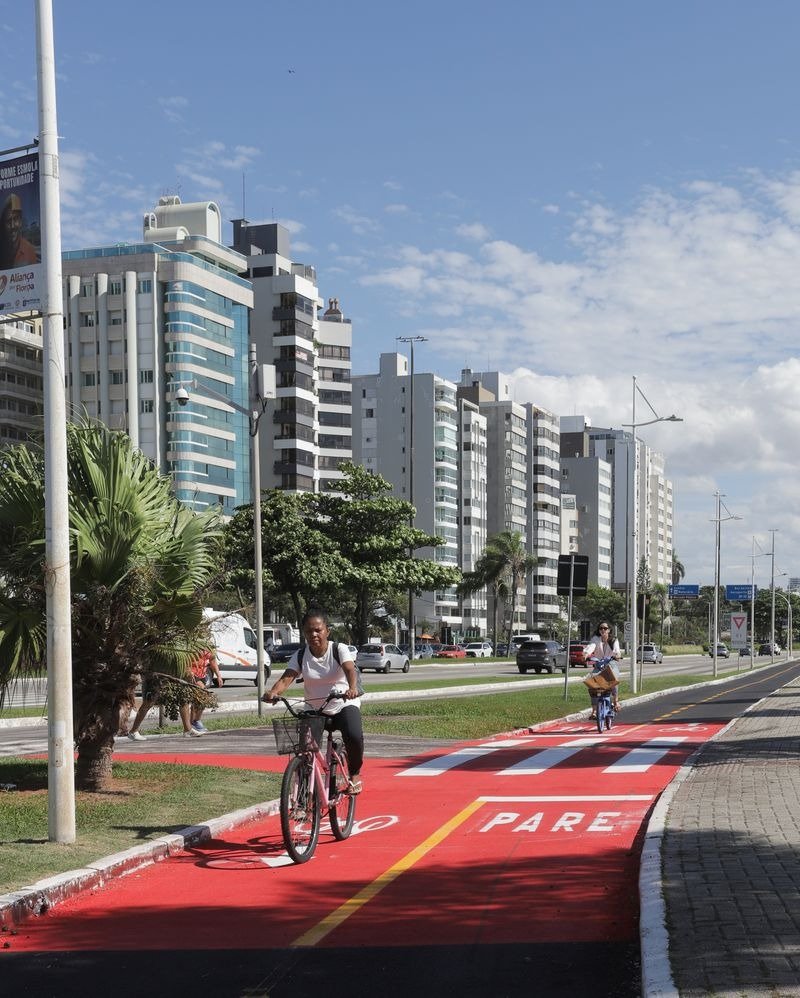 Obras de revitalização do trecho inicial da ciclovia da Beira-Mar Norte é concluída
