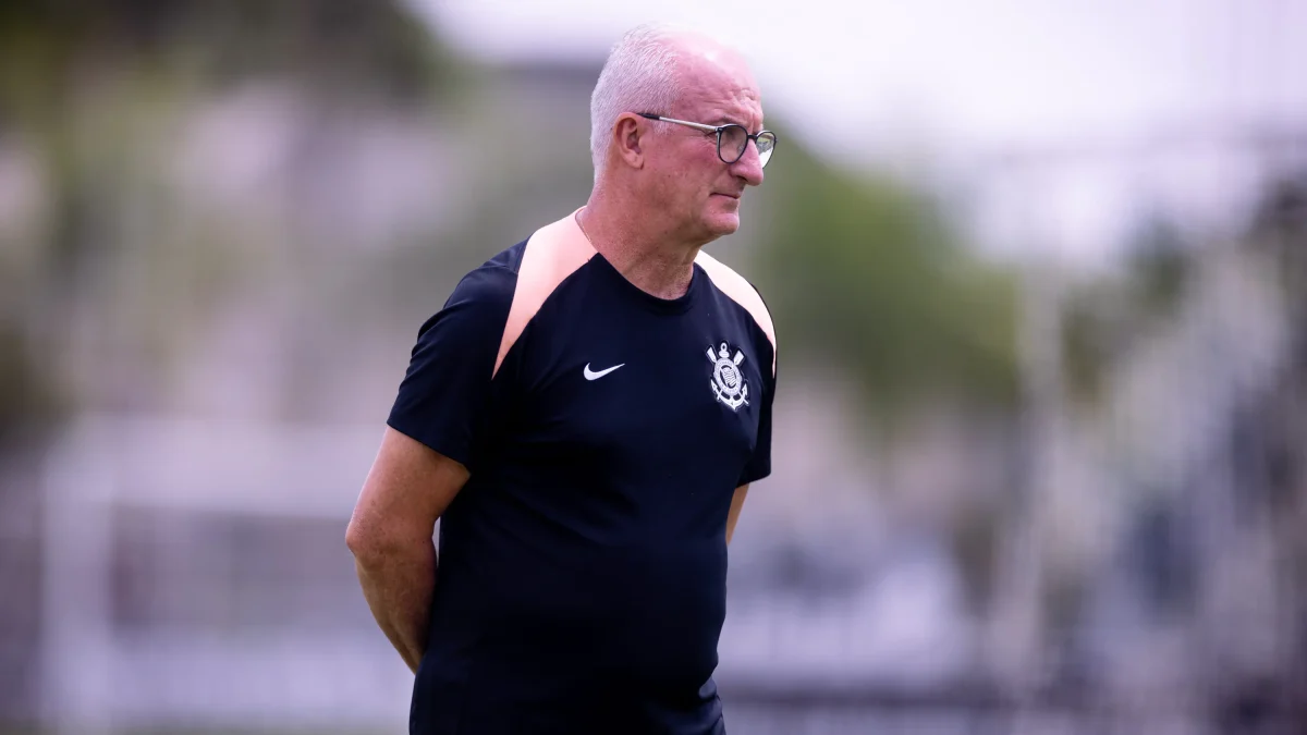 queda no Corinthians após derrota vira meme nas redes