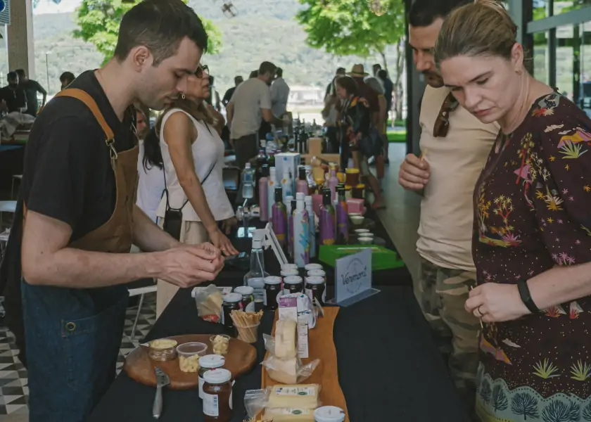9ª Feira de Queijos reúne 18 produtores artesanais em Florianópolis • Sul de Floripa