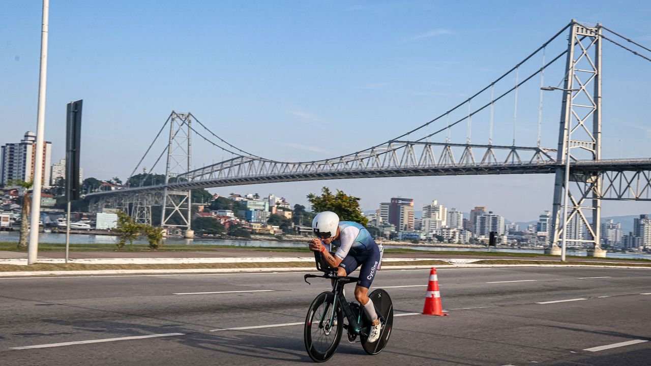 Nubank Ultravioleta IRONMAN Brasil chega à 24ª edição em Florianópolis