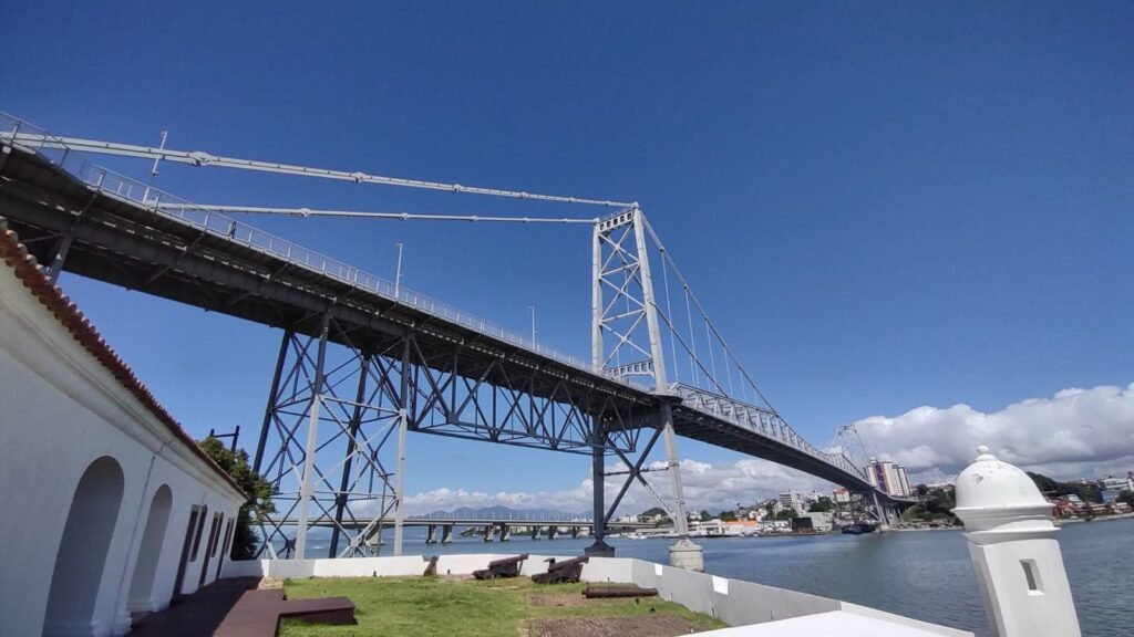 Turismo caminhável ganha força e impulsiona redescoberta do Centro Histórico de Florianópolis • Sul de Floripa