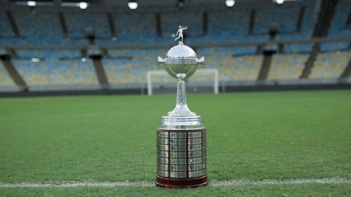 Jornal espanhol elege favorito ao título após sorteio da Libertadores