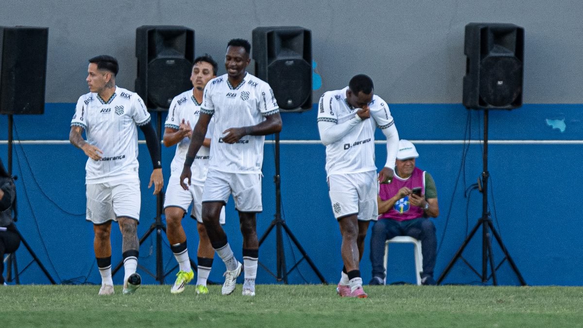 Figueirense tem vitória merecida contra o Amazonas