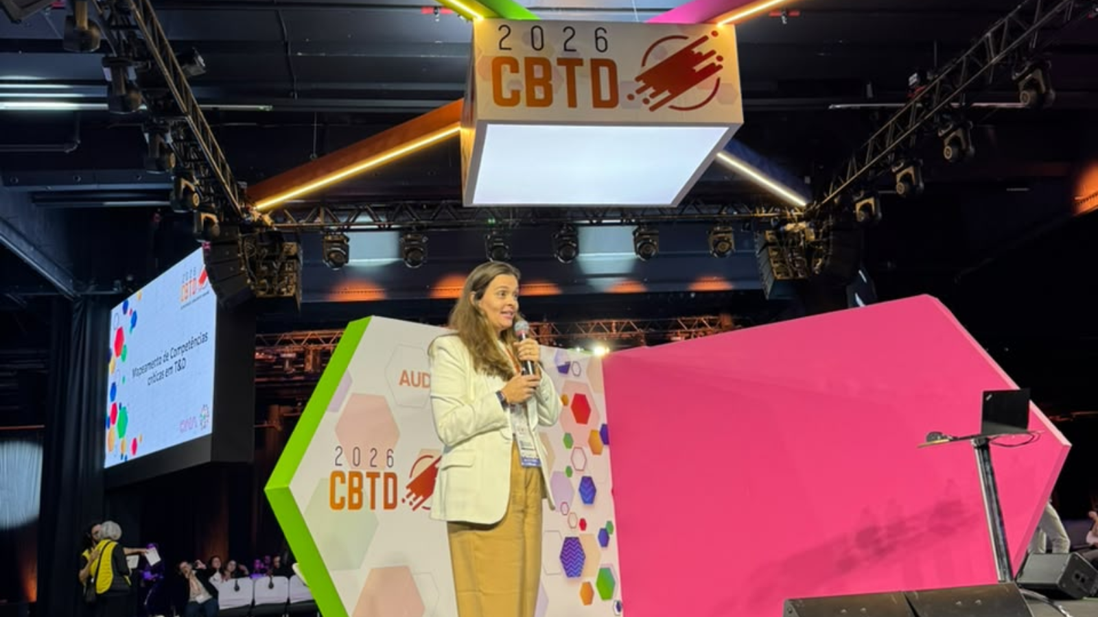 Fellipelli leva ao CBTD 2026 debate sobre liderança em tempos de caos e aceleração