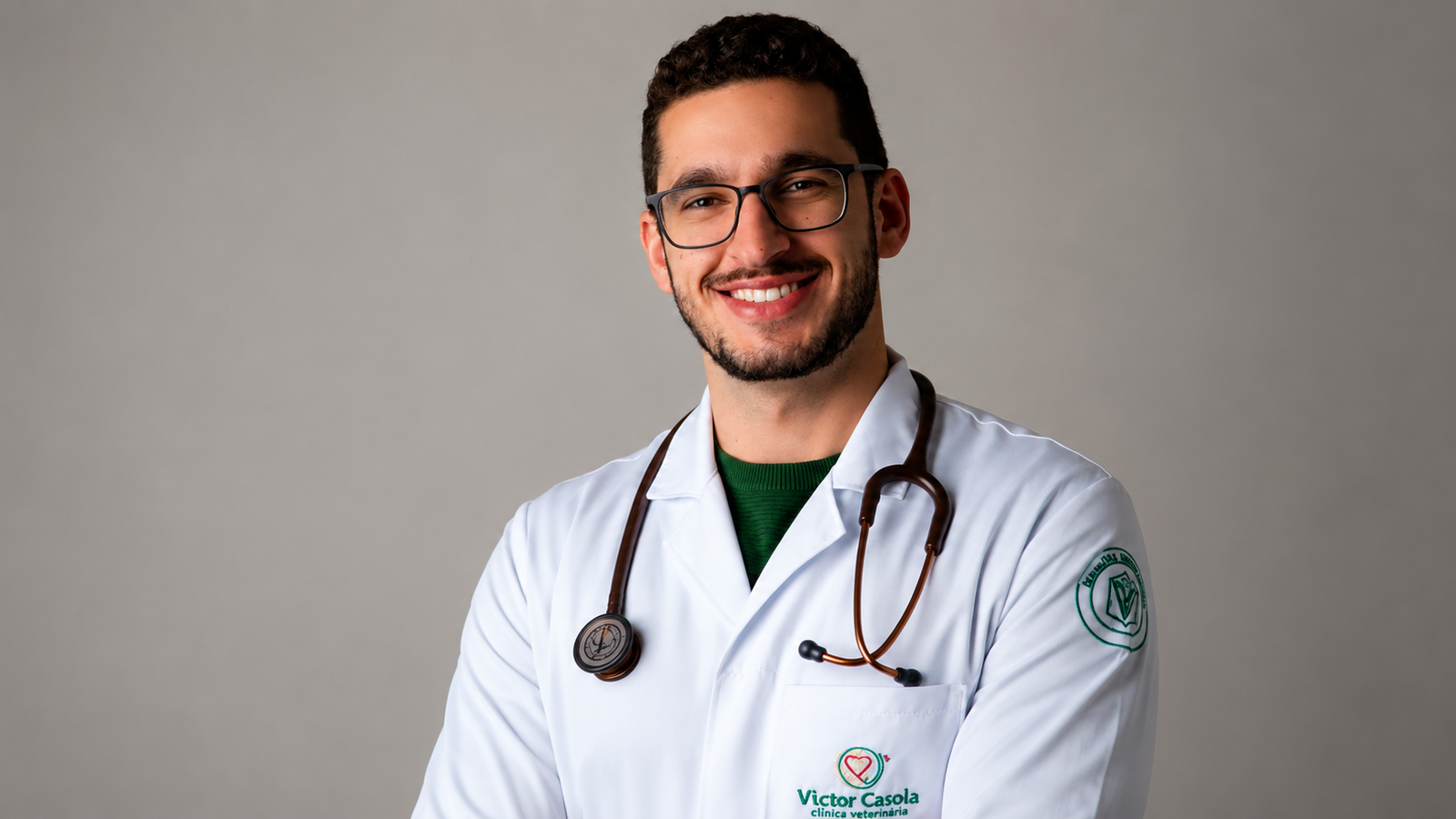 Muito além da consulta: como o médico-veterinário Victor Casola tem transformado o conceito de saúde e bem-estar animal