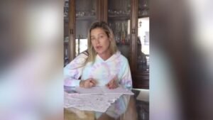 Sindicato pagou R$ 300 mil a atriz por vídeo contra PEC do BC