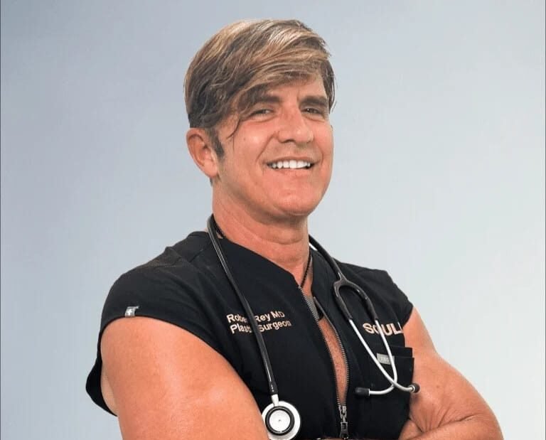 Dr. Robert Rey passa a integrar corpo docente da Pós-Graduação em Cirurgias Estéticas da Face da FACOP