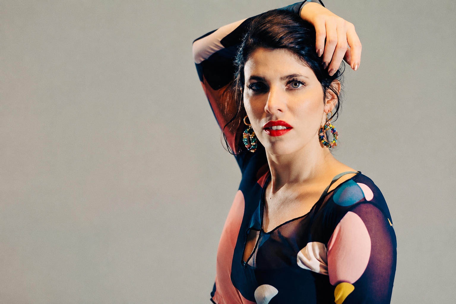Christine Valença lança vinil “Lentes de Âmbar” em apresentação exclusiva no Rio de Janeiro