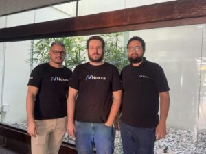Anunciada durante Web Summit, Nexxa lança ferramenta de vibe code focada em produtos whatsapp first