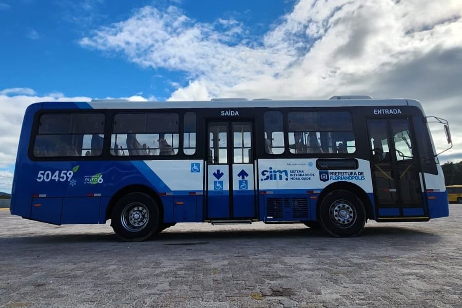“Bombadinhos”: Novos ônibus com ar-condicionado, compactos e maior conforto começam a atender linhas do Formiguinha