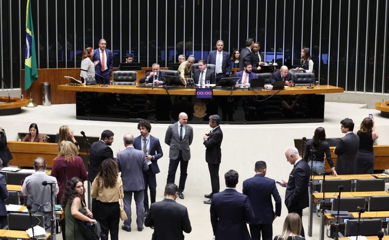 Câmara pode votar projeto que regulamenta uso de câmeras de reconhecimento facial – Notícias