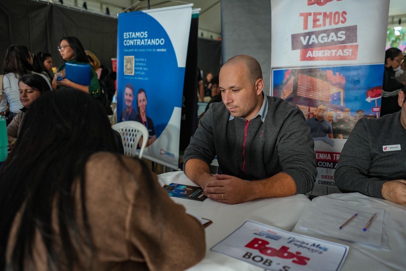 Feirão de empregos em Florianópolis bate recorde de participação e admissões com 773 pessoas contratadas