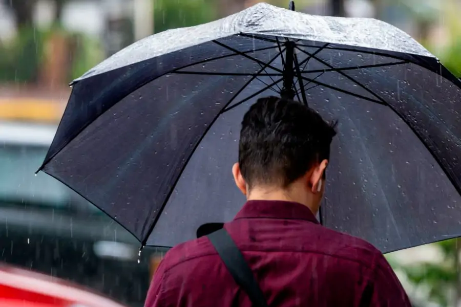 Frente fria provoca temporais e queda acentuada de temperatura em Santa Catarina 1