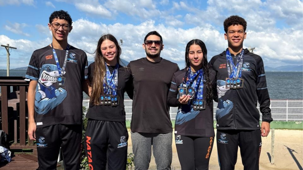 Atletas de Lages conquistam 17 medalhas no Estadual de Inverno de Natação em Florianópolis