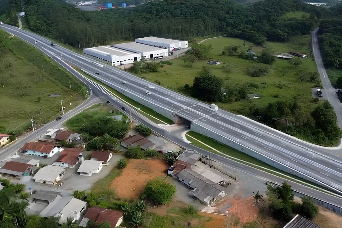 BR-280 terá interdições para avanço de obra em nova ponte