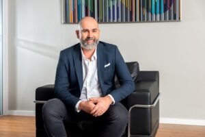 Na era da IA, o que continua humano na experiência do cliente?