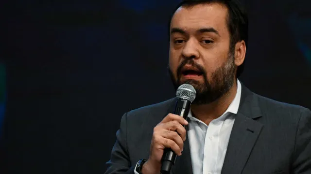 PF afirma que Castro recebeu adega, mansão e caviar para ajudar Refit