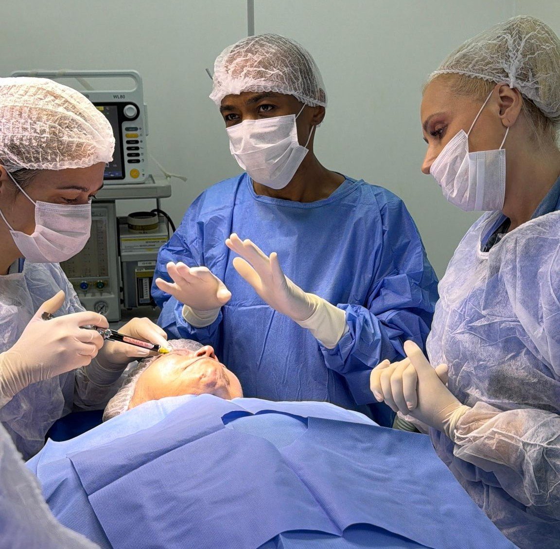 Dr. Daniel Dias Machado e Dra. Aline Elizabeth Batista unem anatomia avançada e experiência hospitalar