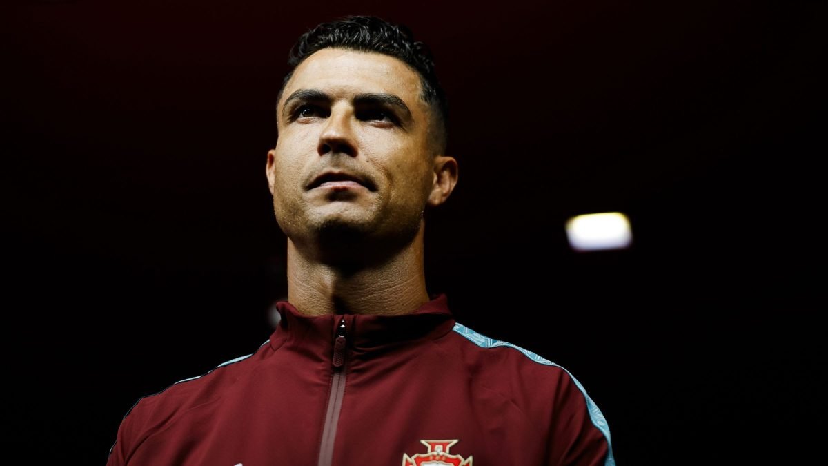 Cristiano Ronaldo rompe o silêncio, confirma saída de Portugal e recebe ‘apoio’ de Neymar
