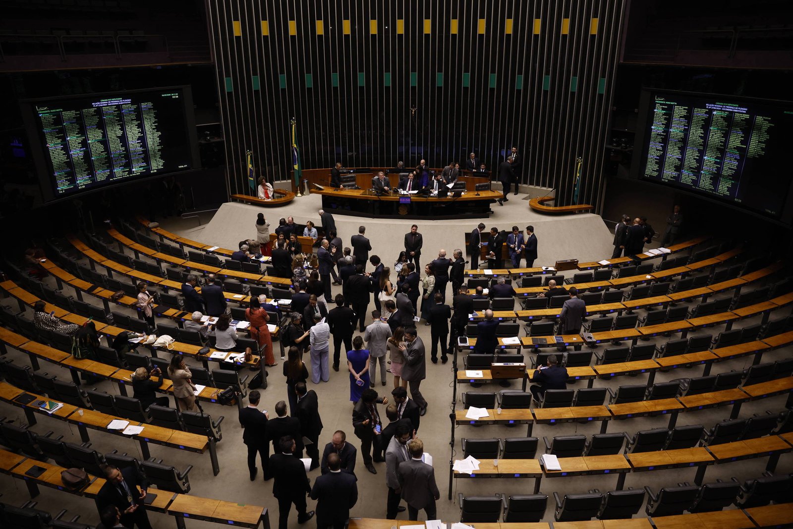 Emenda rende voto, mas não blinda mandato – 08/10/2026 – Voto a Voto