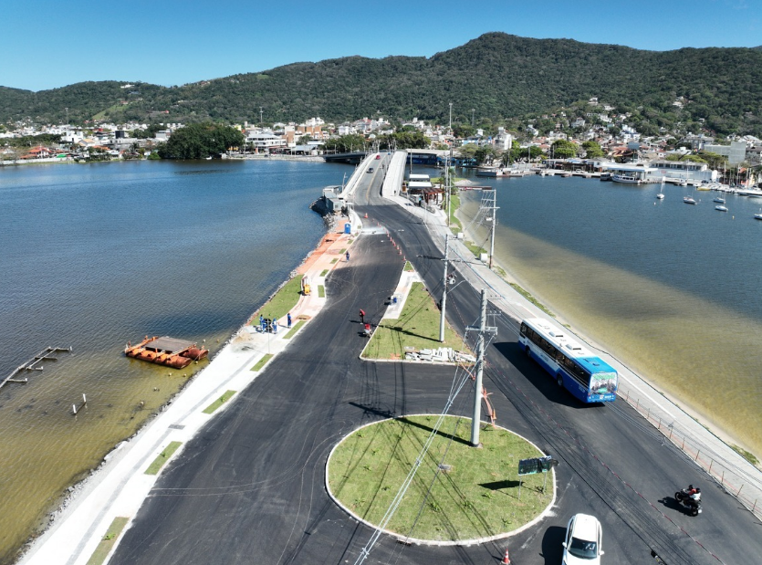 Trânsito na nova rótula da Lagoa da Conceição será liberado nesta quarta-feira, 21
